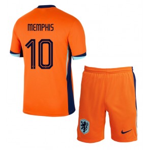 Billiga Nederländerna Memphis Depay #10 Hemmatröja Barn EM 2024 Kortärmad (+ Korta byxor)